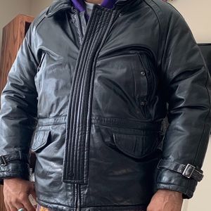 Men's Leather Jacket - Size 42 -